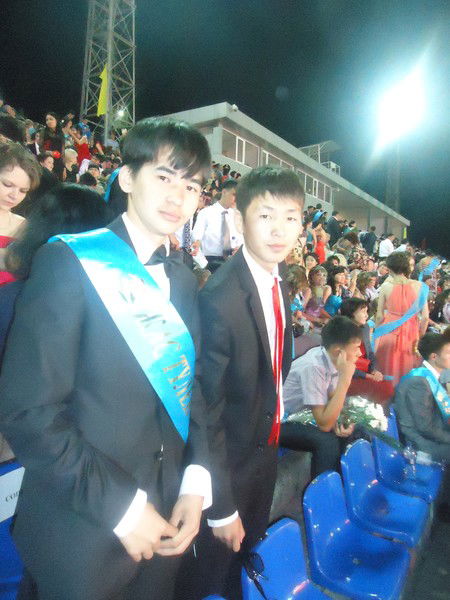 Айбек Ахметов