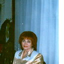 Полина Попова