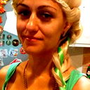 Анна Жданова