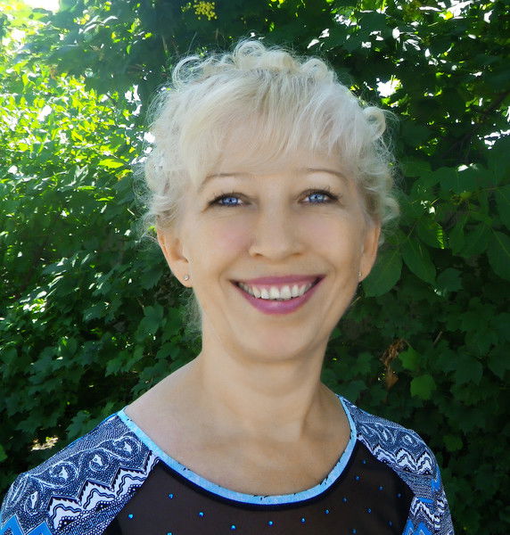 Светлана Светлая