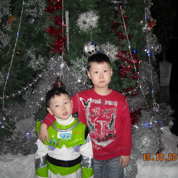 Жан Абусанаев