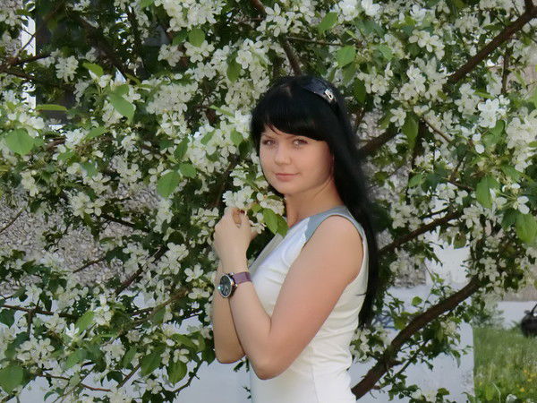 Яна Скоробогатова