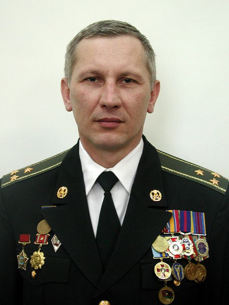 Неизвестно Неизвестно