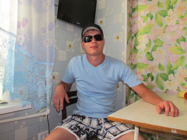 Рома Колесов