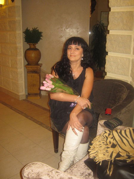 Оленька Лосева