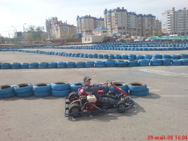 Илья Емельянов