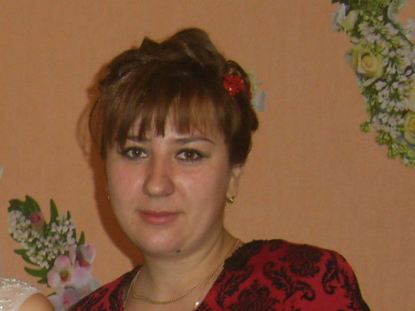 Лена Вышкова