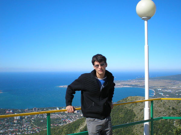 Игорь Лушников