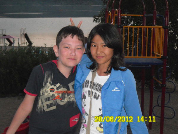 Адинайка * * * *