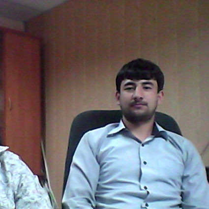 Алишер Аюбов