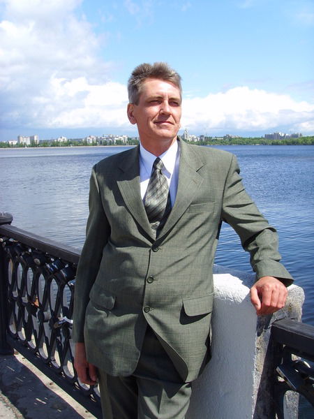 Александр Аверин