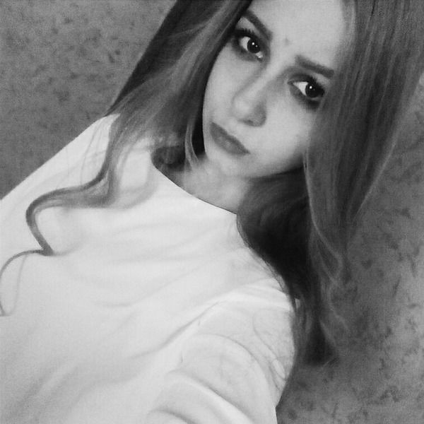 Лена Лузикова