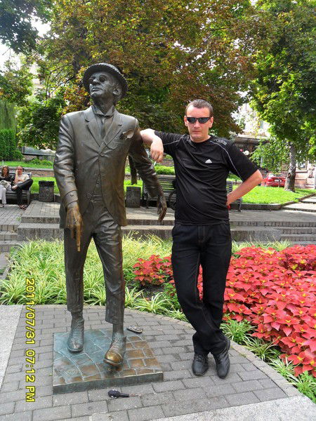 Александр Маслеников