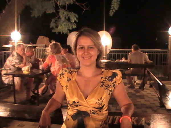 Елена Тихонова