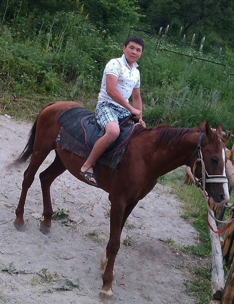 Медер Ажыбеков