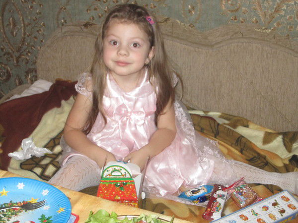 Анютка Посудникова