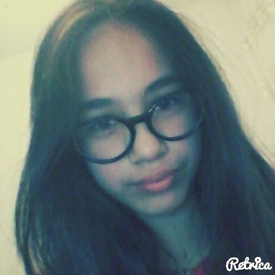 Камила Момунова