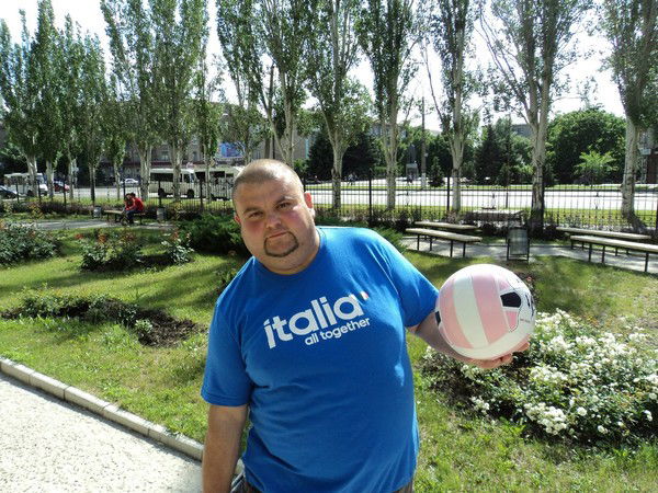 Игорь Леонов