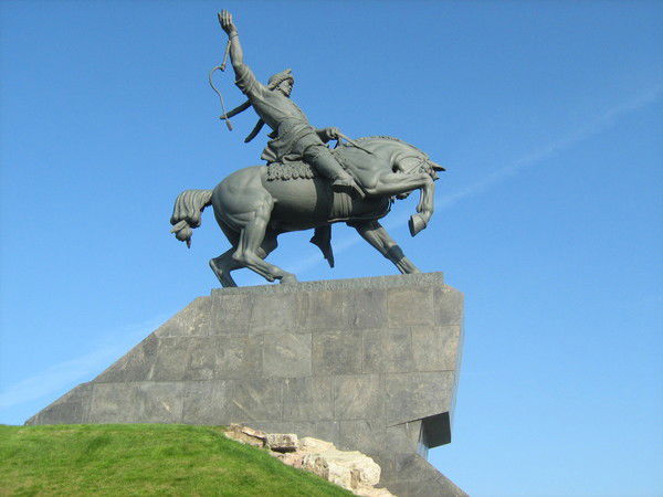 Елена Харунова