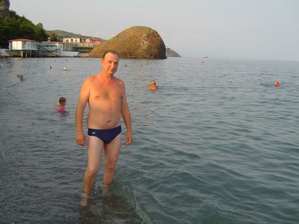 Геннадий Серов