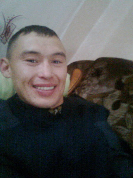 Айбек Найкин