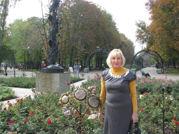 Нина Коломойцева