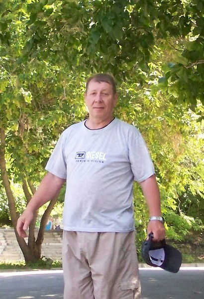 Алексей Батанёв