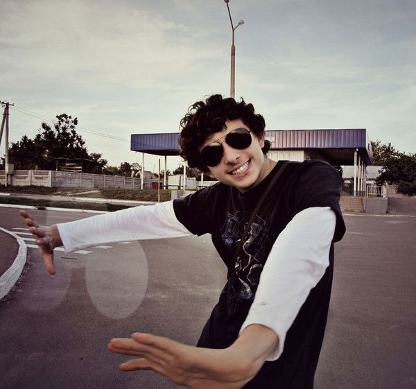 Андрей Бунестру