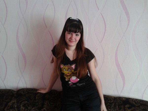 Катя Нелюбина