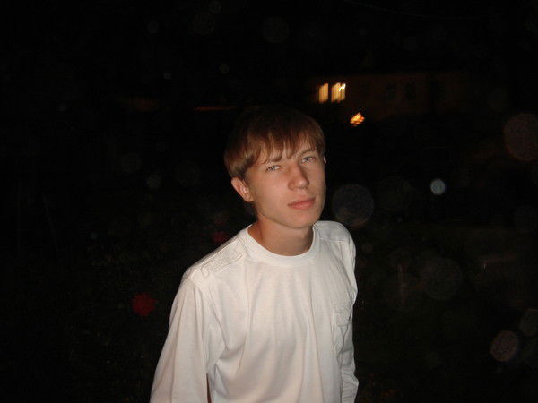 Артем Громов