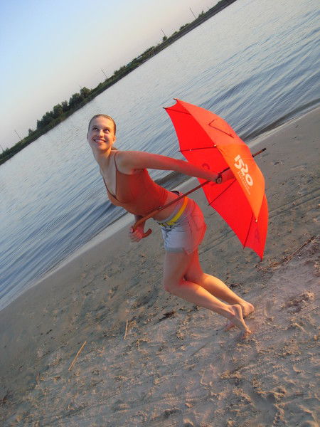 Полина Стоградская