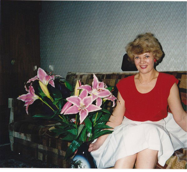 Галина Никонова