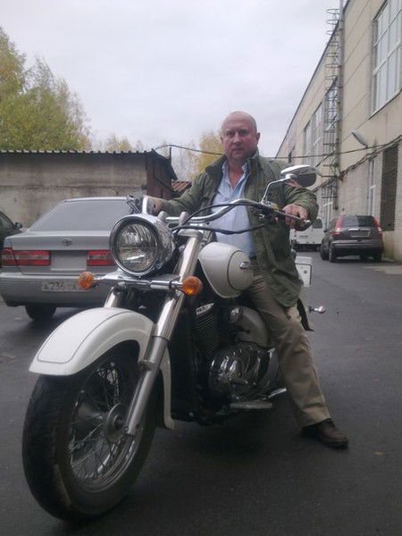 Юрий Гончаров