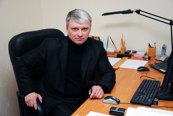 Владимир Безменов