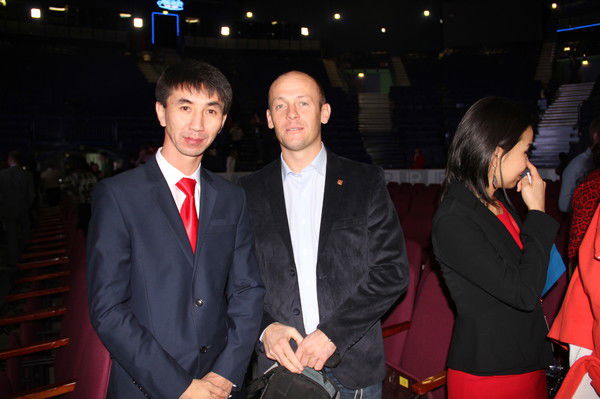 Рыскалий ******