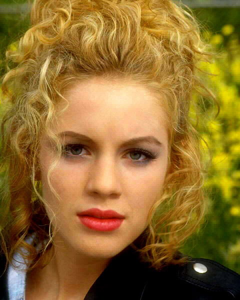 Анна Котова