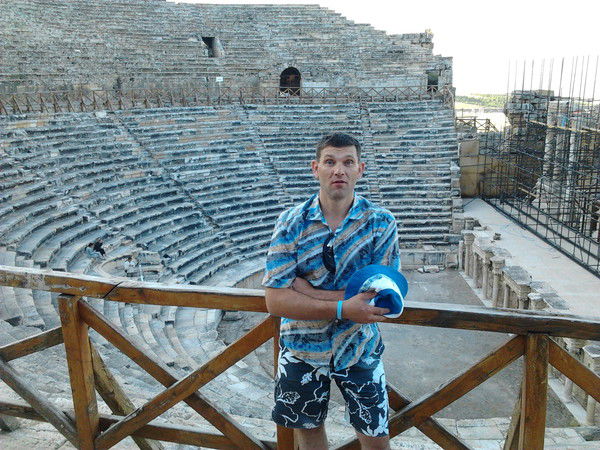 Олег Фролов