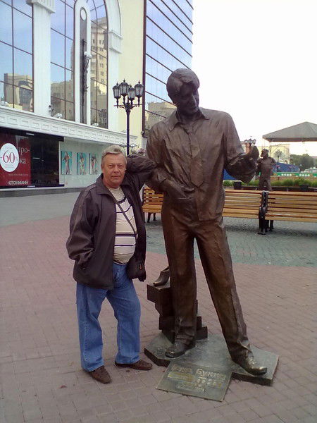 Александр Либерт