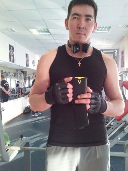 Виктор Макаров