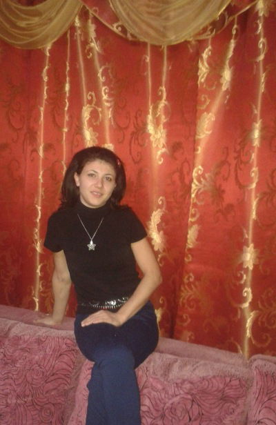 Илона Гутова