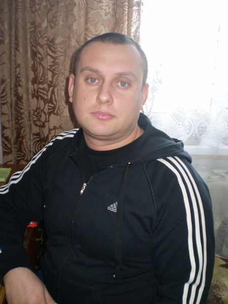 Игорь Кучеренко