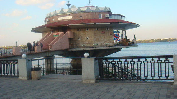 Юрий Ворона