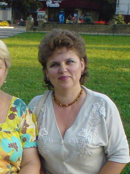Лена Лена