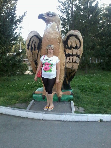 Елена Снегова