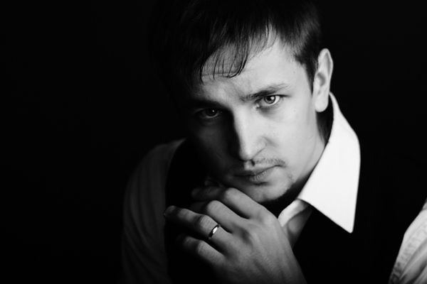 Виктор Петров