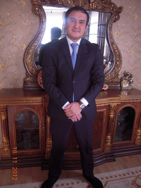 Аскар Акшалов