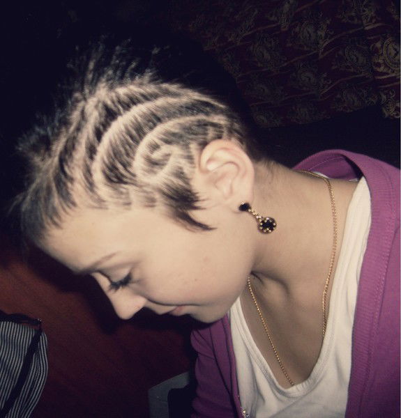 Анна Комарова