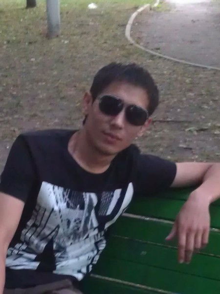 Азиз Рахмонов