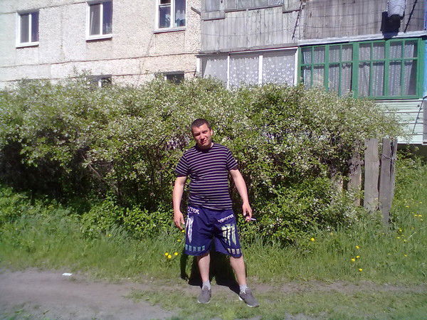 Александр Нужин