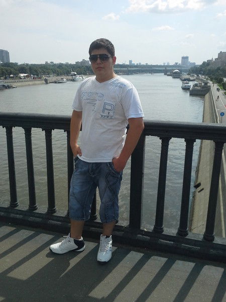 Aкмаль Tашбаев